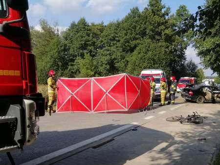Rowerzystka śmiertelnie potrącona