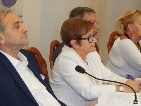 Mniej dla starosty