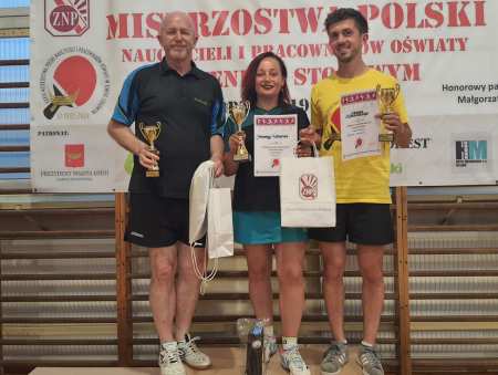Tenisowa rywalizacja nauczycieli