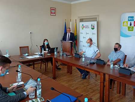 Wójt z absolutorium i wotum zaufania