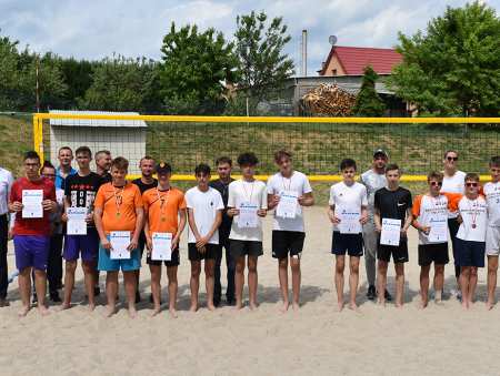 Mistrzostwa powiatu w piłce plażowej