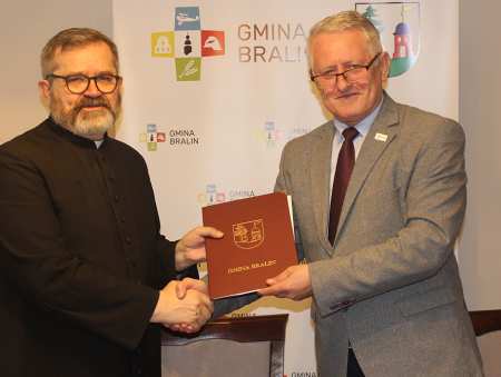Organizacje pozarządowe z dotacjami