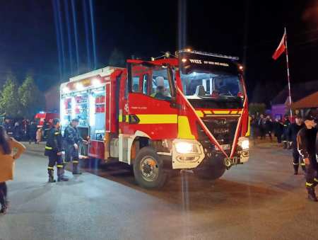 Nowe samochody dla strażaków