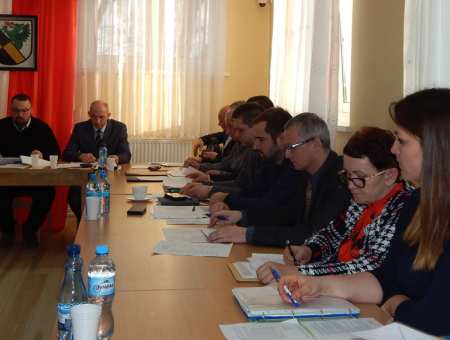 Uchwalili programy i statuty