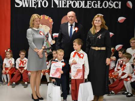 Konkurs plastyczny o ojczyźnie