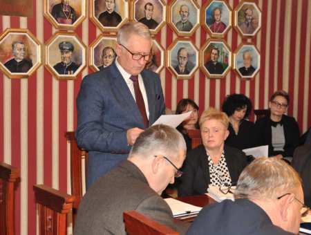 Radni ustalili wynagrodzenie dla nowego wójta