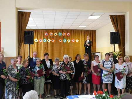 Życzenia i wyróżnienia dla mam