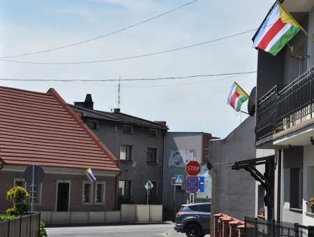 Flaga dumnie powiewała