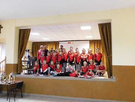 GKS Trzcinica w nowych strojach i z własną kroniką