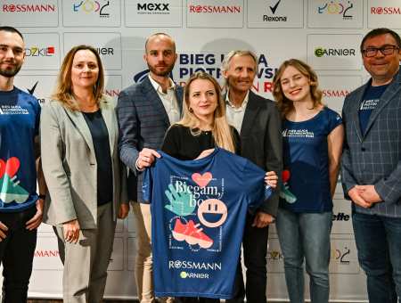 Premiera nowej koszulki na Bieg Ulicą Piotrkowską Rossmann Run